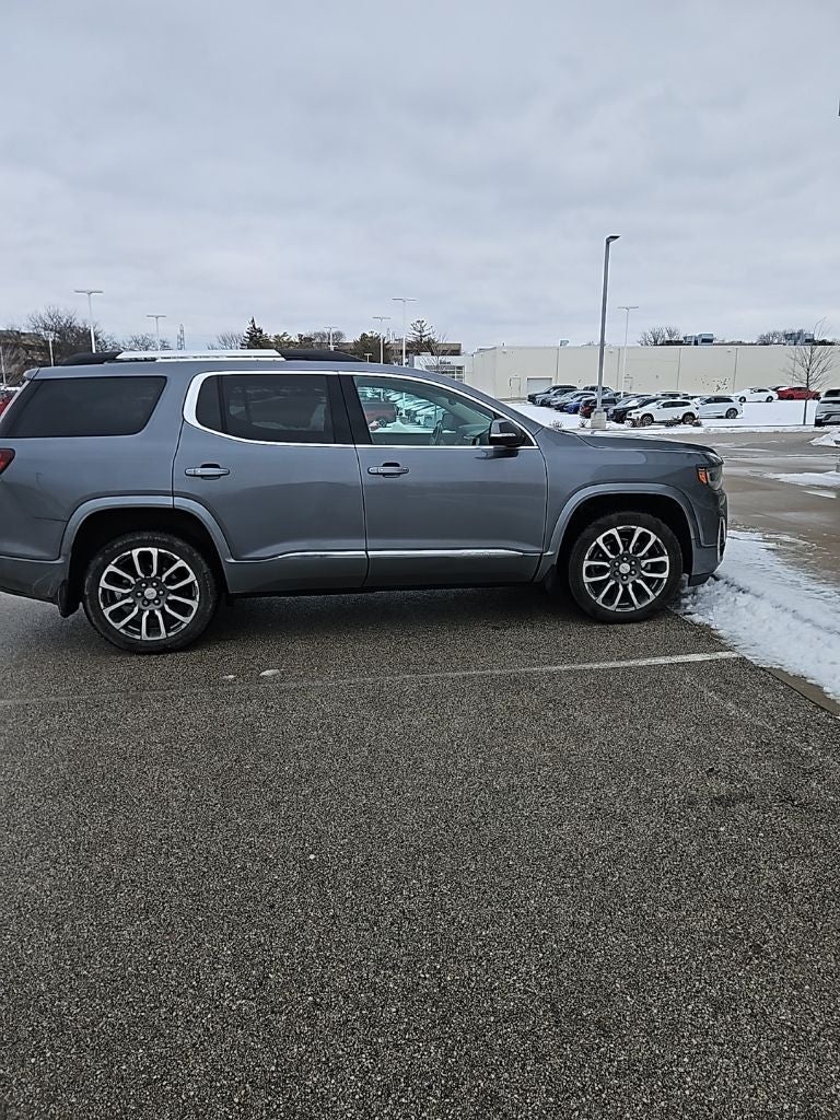 2020 GMC Acadia Denali