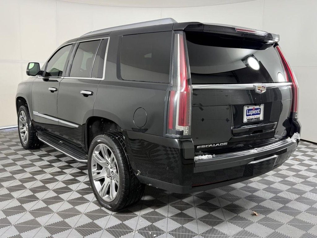 2018 Cadillac Escalade Luxury