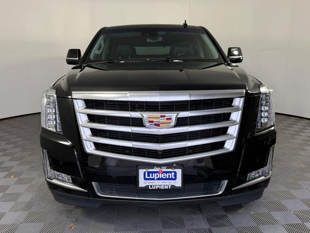 2018 Cadillac Escalade Luxury