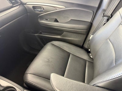 2022 Honda Pilot Black Edition