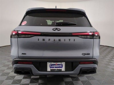 2025 INFINITI QX60 LUXE