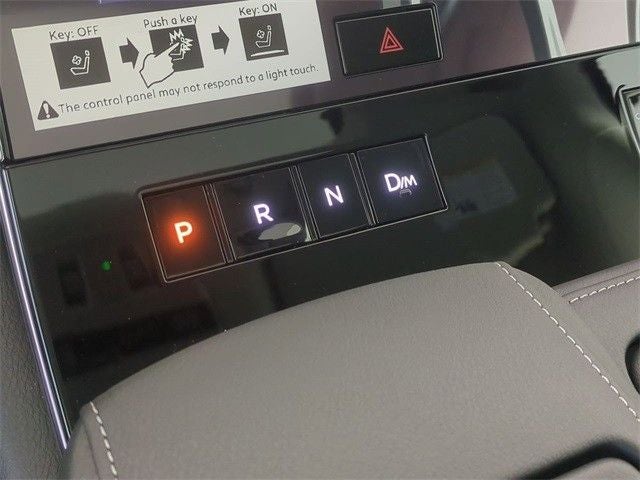 2025 INFINITI QX80 PURE