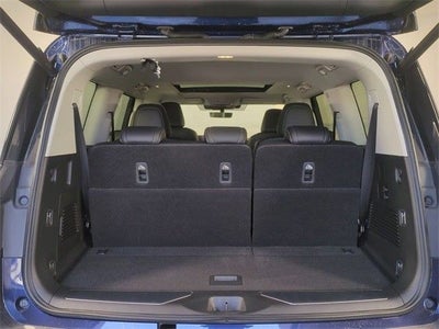 2025 INFINITI QX80 PURE