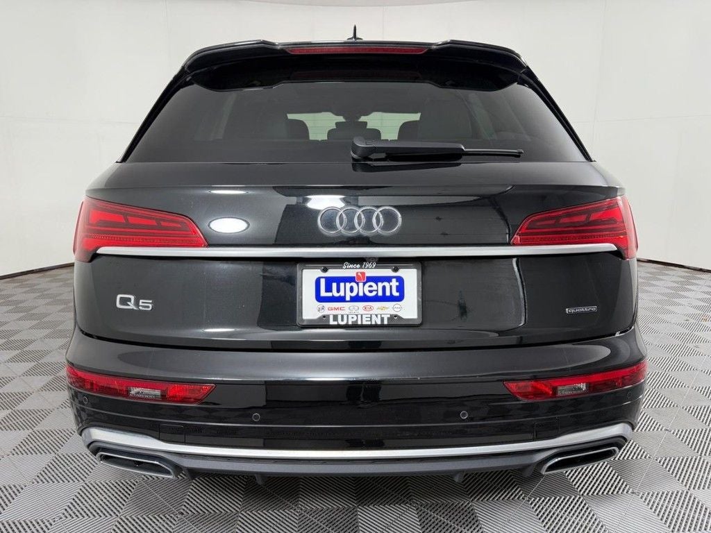 2023 Audi Q5 45 S line Premium quattro