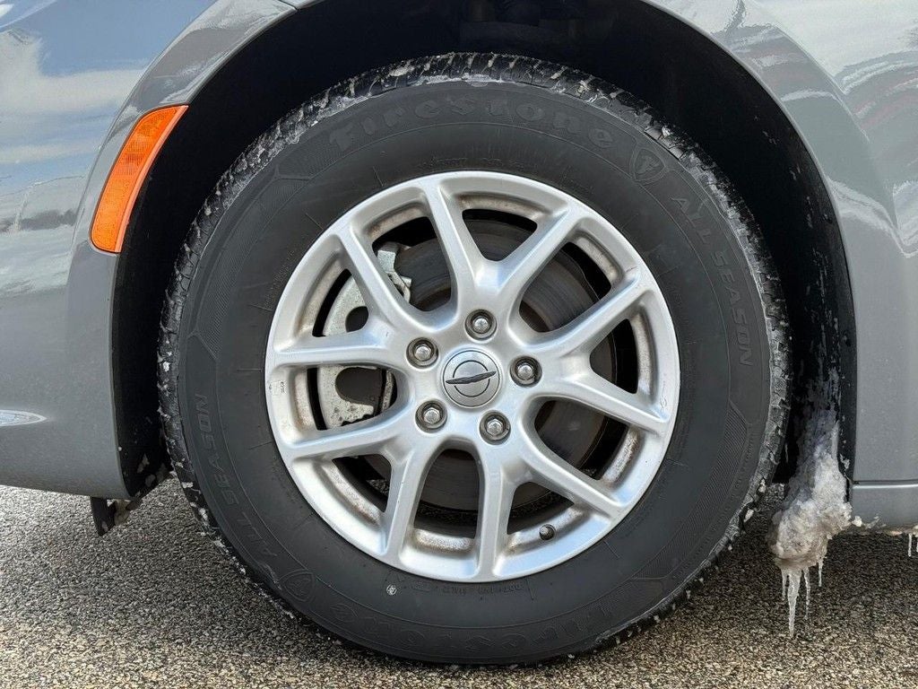 2022 Chrysler Pacifica Touring L