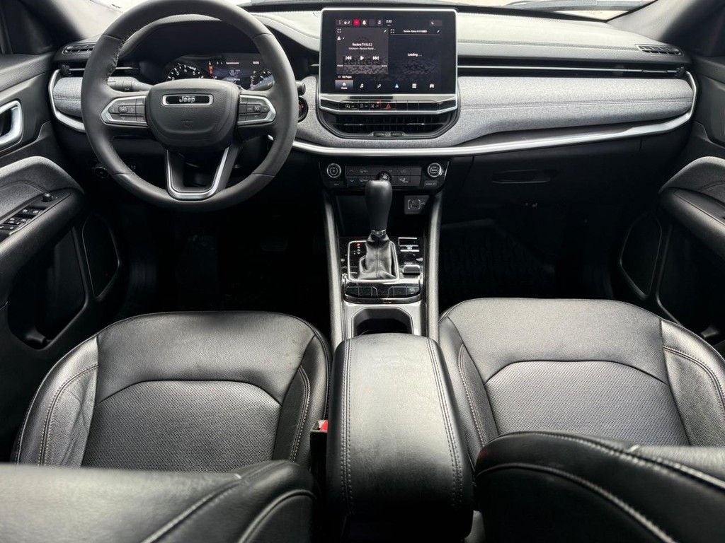 2023 Jeep Compass Latitude Lux
