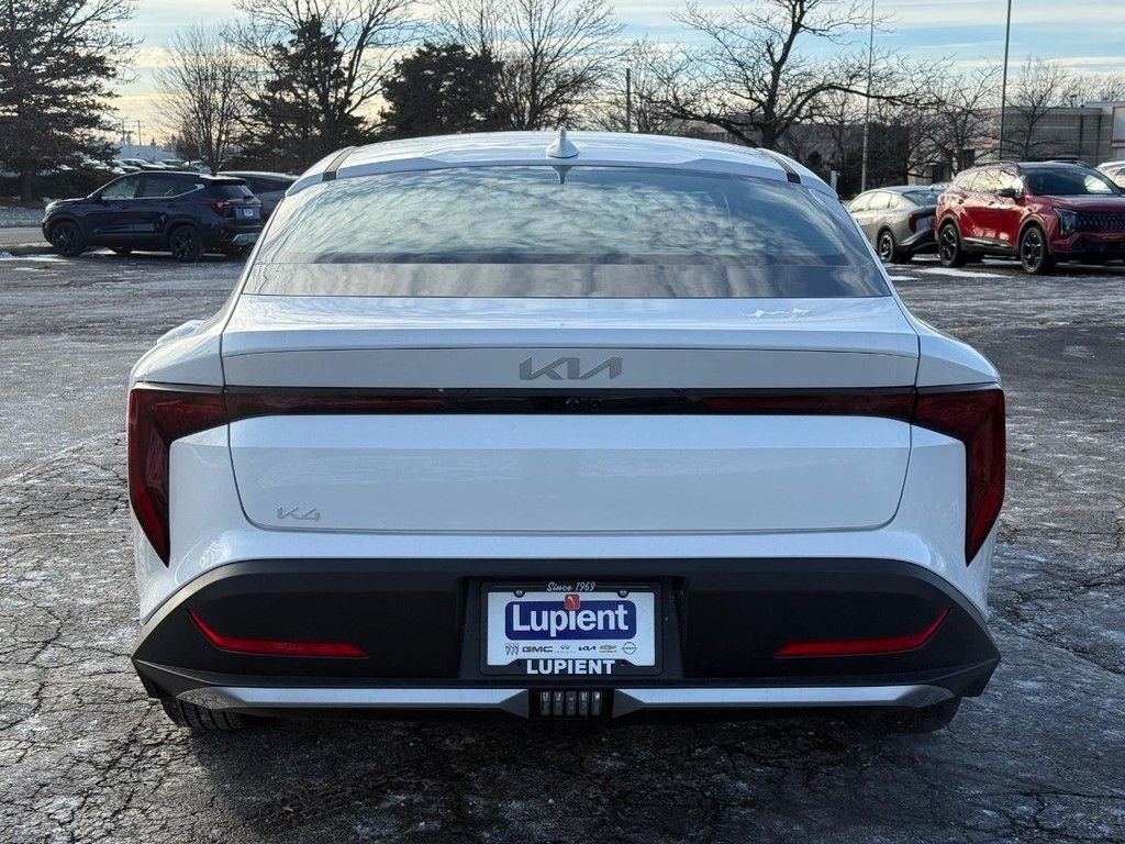 2026 Kia K4 LXS