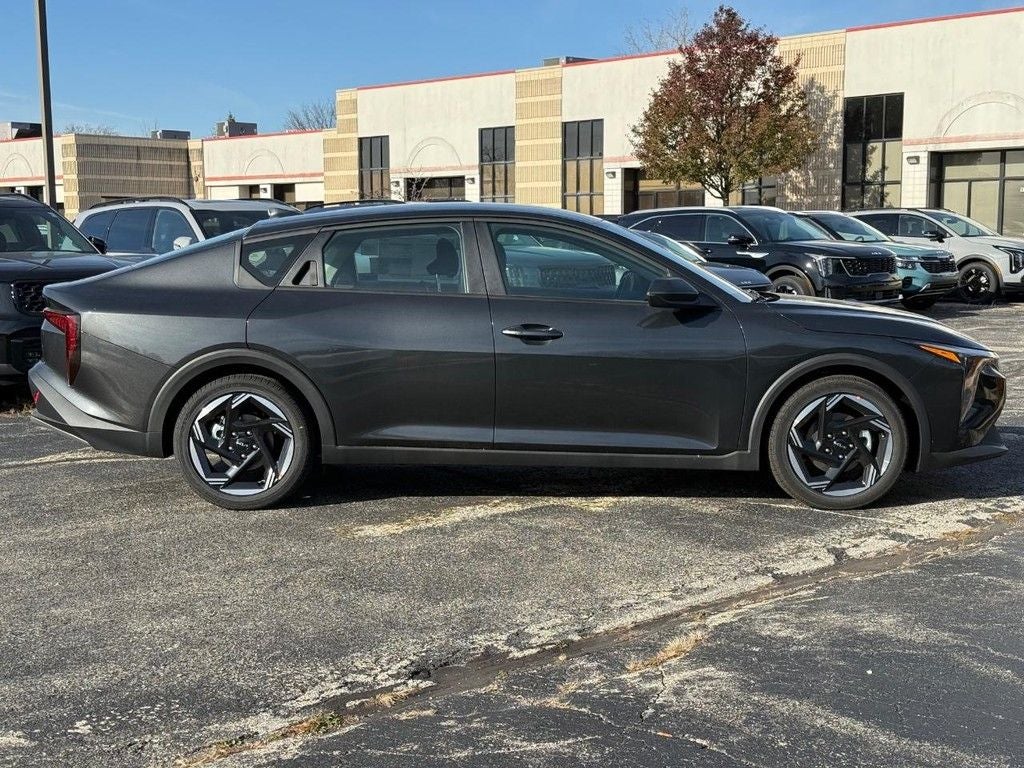 2025 Kia K4 EX