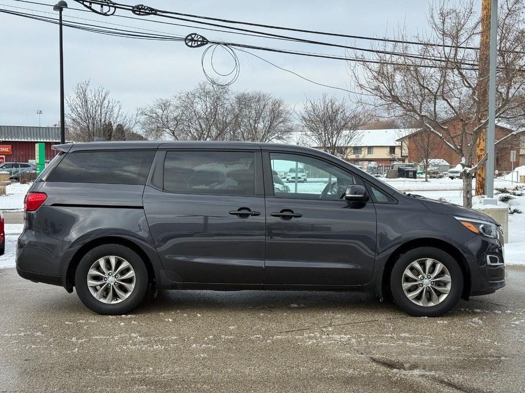 2021 Kia Sedona LX