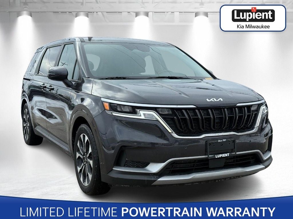 2024 Kia Carnival EX