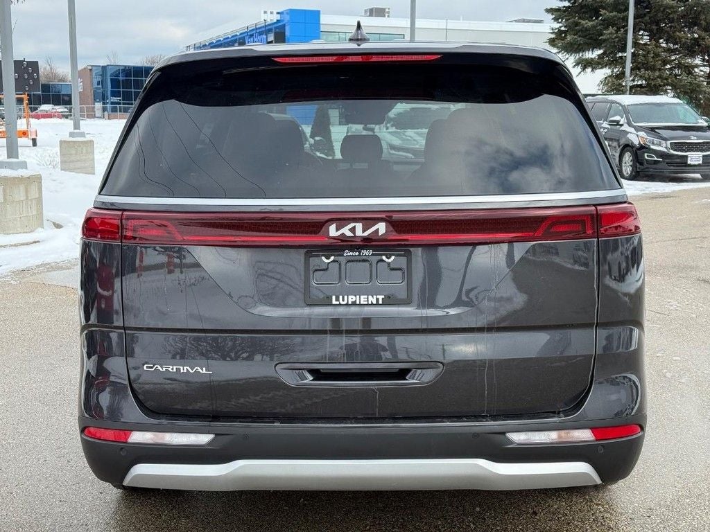 2024 Kia Carnival EX