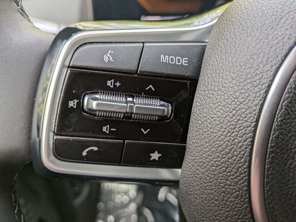 2025 Kia Carnival EX