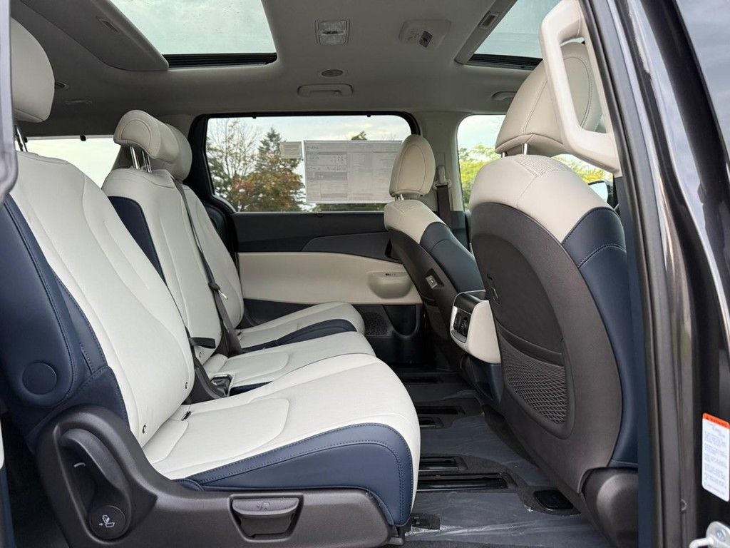 2026 Kia Carnival SX