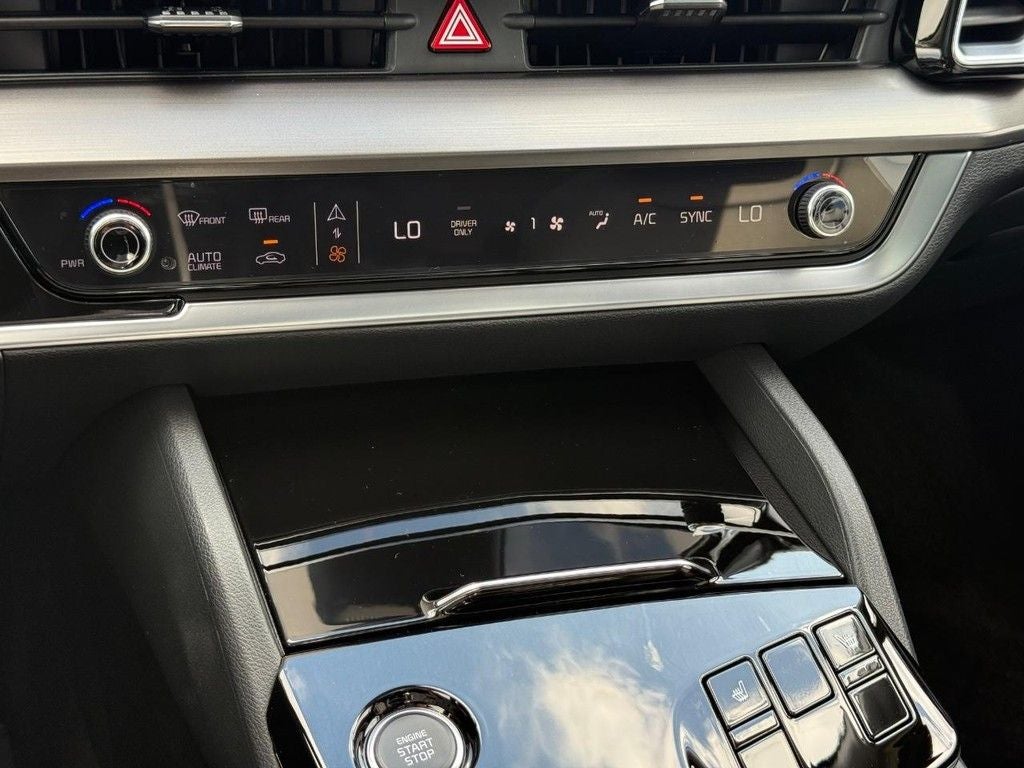 2025 Kia Sportage Hybrid EX